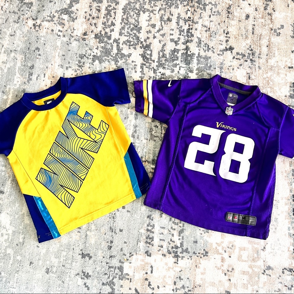Two Nike T